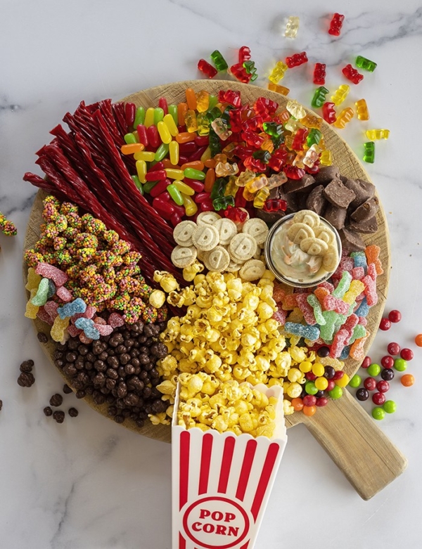 On Trend: Diy Movie Night Snack Board With Tips From Raleigh Cheesy 